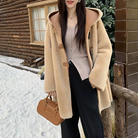 Women's genuine leather coat - New Arrival Women's Genuine Leather Shearling Coat with Re | OurHomly